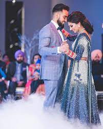 543 Likes 1 Comments Ruchika Artist Educator Lesonne Bridals O Indian Wedding Photography Poses Couple Wedding Dress Indian Wedding Photography Couples