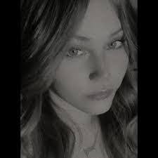 Lisa Tollison's Instagram, Twitter & Facebook