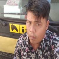 4 "Dan Gillian" profiles