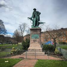 Paisley Scotland On Instagram Robert Burns Statue At The Fountain Gardens Paisley Positivepaisley Burns Statue Paisley Scotland Garden Fountains Statue