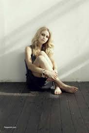 Lucy Fry Nude and Sexy Photo Collection - Fappenist