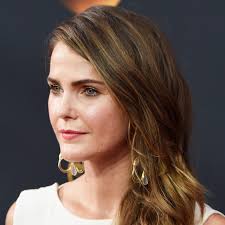 We have a total crush on keri russell's chic 'do. The Emmys 2016 How To Get Keri Russell S Hollywood Waves Allure