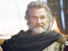 Russell's beard is on point in the christmas chronicles. Kurt Russell To Star As Santa Claus In New Christmas Movie