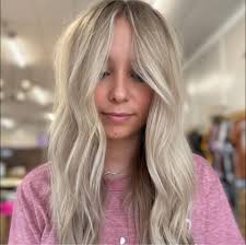 Anybody know a good curly hair stylist/salon in the area?