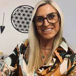 Kari Royer's Instagram, Twitter & Facebook