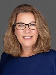 Real Estate agent near Oak Ridge, NC 27310