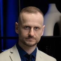 Robert Tuszynski's Instagram, Twitter & Facebook