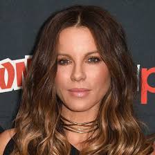 After some minor television roles, her film debut was much ado about nothing (1993). Kate Beckinsale In Der Botox Falle Intouch