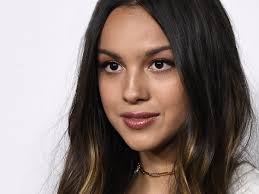 So the olivia rodrigo/joshua bassett/sabrina carpenter drama is somehow still ongoing and no it all started with olivia and joshua, who were reported to be dating while they were starring in the first. Olivia Rodrigo Nach Drivers License Ihr Ex Reagiert Mit Eigenem Song Bunte De