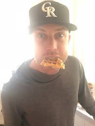 Darrell Cahill's Instagram, Twitter & Facebook