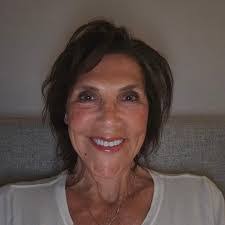 Ashlee Carmichael's Instagram, Twitter & Facebook