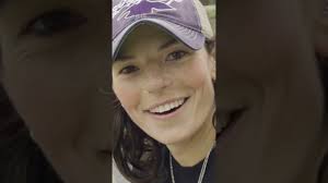 Jill Perkins Signature Series ‪@dakine‬ #snowboarding