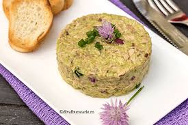 1 conserva ton in ulei, 400 g paste, 100 g porumb (din conserva), 50 g masline, 100 g maioneza vegetala, marar tocat, sare, siper. Crema De Ton Cu Avocado Diva In Bucatarie