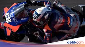 Hasil race motogp catalunya malam ini, valentino rossi crash yamaha quartararo podium. Hasil Motogp Portugal 2020 Miguel Oliveira Juaranya