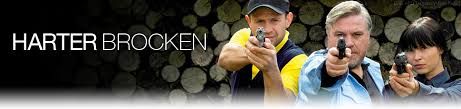 Als sie im wald einen vermeintlichen verräter erschießen wollen, stolpert ihnen der verkaterte förster die odeon fiction gmbh produziert im auftrag der ard degeto «harter brocken: Harter Brocken 06 Der Waffendeal Fernsehserien De