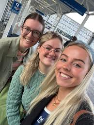 Nieuwe uitdaging!✨ Deze maand ben ik begonnen aan mijn specialisatie voor  neurologie verpleegkundige bij het UMC Utrecht Academie! Deze opleiding  biedt me de kans om mijn kennis en vaardigheden nog…