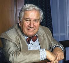 Peter Ustinov's birthday is today<3 : r/classicfilms