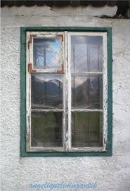 Holzfenster Mit Luftungsflugel Holzfenster Fenster Sprossenfenster