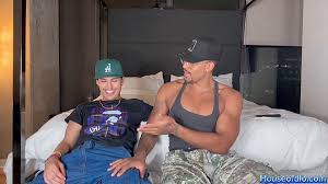 chico cazador 🇿🇦 @Str8BoyHunter - Twitter Profile | Sotwe