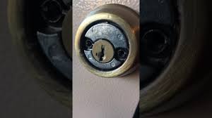 Kwikset 665 series antique brass double cylinder deadbolt (225) model# 665 5 rcal rcs. How To Remove Kwikset Double Cylinder Deadbolt Lock Youtube