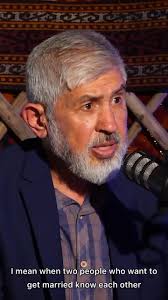 Sharafuddin Azimi ने नई फ़ोटो जोड़ी.