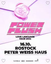 Power Plush – Love Language Tour 2025 Support: @georgiatwice georgia,  georgia Seit ihrer Kindheit von Musik beseelt, erzählt die italienische  Künstlerin mit jeder Zeile ihre Geschichte. Inspiriert von Phoebe Bridgers,  boygenius &