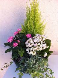 Composition Toussaint Les Jardins De Marianne Fleuriste Saint Cyr L Ecole Fleuriste Jardins Fleurs