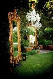 Epingle Par Tkatchenko Sur Deco Tuin Miroir Jardin Alice Au Pays Des Merveilles Mariage Cadre Mariage