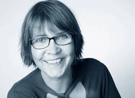 nackt" von Doris Weiß