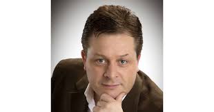 PBS Irish Tenor Anthony Kearns to star in Mother's Day Tribute Concert