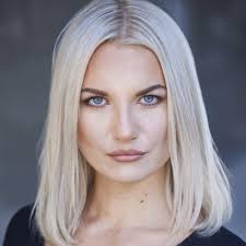 Chasing Ponies (2016)