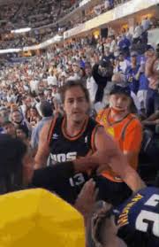 Find gifs with the latest and newest hashtags! H1rx3f F6ixkjm