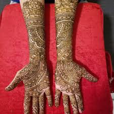 Today, henna has become a popular tattoo in the western world, creating a great demand for the art of henna design. Top 4 Henna Tattoo Artists For Hire In Toronto On 100 Guaranteed Gigsalad