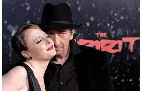David alan miller is the longtime conductor of the albany symphony and founded the dogs of desire chamber ensemble. Watchmen Author Alan Moore Criticises Frank Miller After Occupy Rant