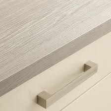 The modern version of a worktop, featuring a straight edge and 1.5 mm abs edging that gives a sturdy, square look. Kitchens Antique White Kitchen Kitchen Worktop Grey Oak