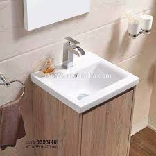 Meski kecil, tapi tetap nyaman dan fungsional kamar mandi 2x1. Pate Bentuk Persegi Keramik Wastafel Tempat Cuci Tangan Pvc Kamar Mandi Kesombongan 3cm Ukuran Kecil Wastafel Buy Pvc Kamar Mandi Kabinet Kamar Mandi Kesombongan Basin Ukuran Kecil Wastafel Product On Alibaba Com