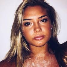 Karla Simpson's Instagram, Twitter & Facebook