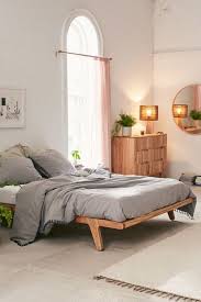 غرف نوم انيقة و راقية جدا لمحبي النوم على الارض على الطريقة الصينية موديلات روعةةةة Simple Bedroom Bedroom Design Home Decor Bedroom