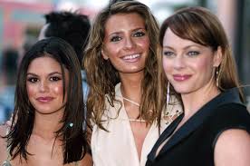 About feeling pressured to lose her virginity and suffering multiple breakdowns as a. Rachel Bilson Reacts To Mischa Barton S O C Interview