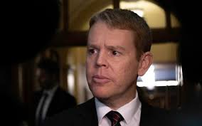 Vaping regulations: Fewer than 100 infringement notices issued to retailers 