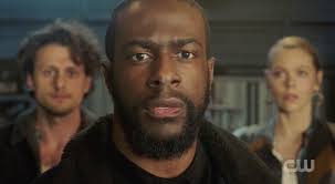 Roswell, New Mexico' 3x10 review: "Angels in the Silences" is the show at  its very best