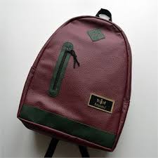 Bayan Bordo Deri Sirt Cantasi Modellerini En Ucuz Fiyatlariyla Kapida Odeme Ve Taksit Ile Outlet Carsim Dan Satin Al Deri Sirt Cantasi Deri Sirt Cantasi