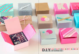 Measure from the center and draw the footprint of the smaller box. Diy Mini Boxes Diy Holiday Gifts Gifts Diy Gift Box