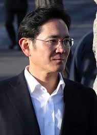 10일 관련업계에 따르면 법무부는 지난 9일 정부과천청사에서 가석방심사위원회를 열고 광복절 가석방 대상자 명단에 이 부회장을 포함시켰다. Pfjapxzzvjumom