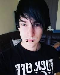 Emo hairstyles emo hair scene kids emo haircuts. Top 16 Cool Emo Hairstyles For Men Best Emo Hairstyles For Guys