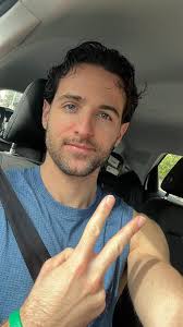 Room for Rent in Shared Accommodations at Aura Thirty2 Looking for a  professional to share a spacious, modern apartment at Aura Thirty2. 3233  Harmon Ave Austin, TX 78705 Details: • Location: Aura