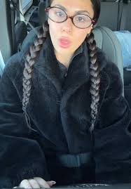 London Abigail Dan Shalom