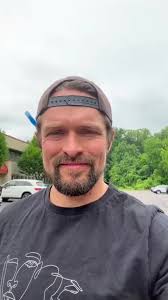 🌿REAL WELLNESS = Real Results🌿 Hear a little bit about Andrea's  experience and how working with Colin has changed how she lives her life.  #realwellness...