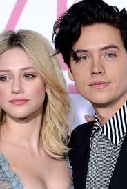 A peach emoji is involved, and i stop writing this timeline to watch call me by your name. Learn Why Lili Reinhart And Cole Sprouse Can T Work Together Anymore Right Now News