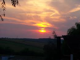 Lacul oteloaia este situat in satul solduba, comuna homoroade, la 32 km de municipiul satu mare; Naplemente Mapio Net